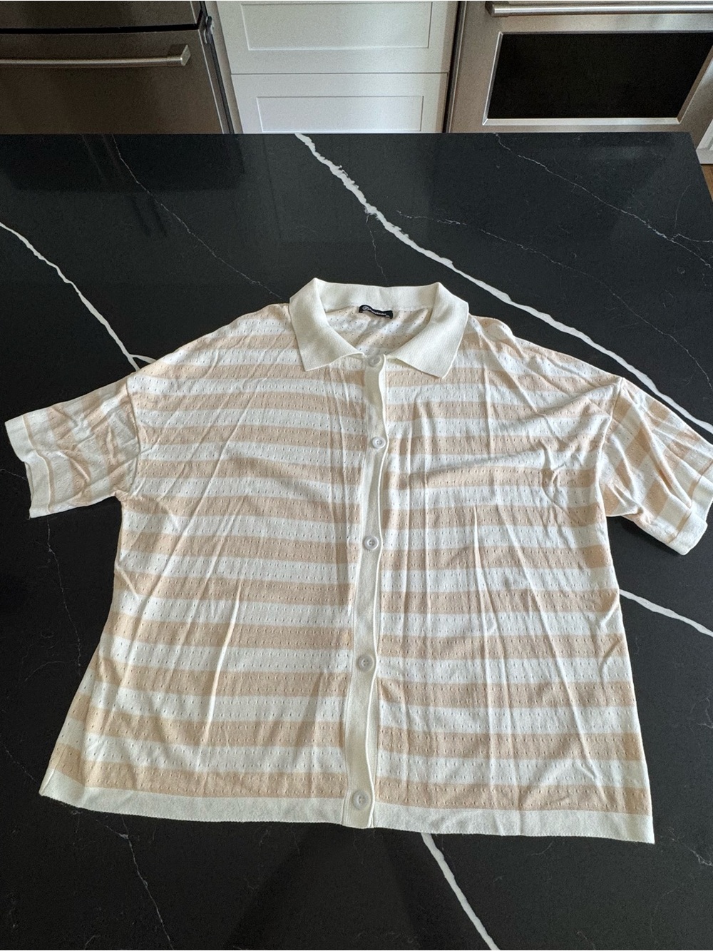 Short-Sleeve Striped Button-Up Polo Shirt - Cream & Beige‎